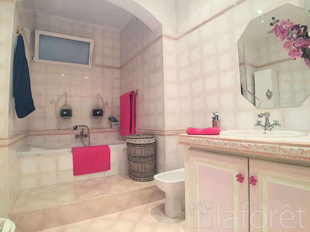 Maison à ROQUEBRUNE-CAP-MARTIN