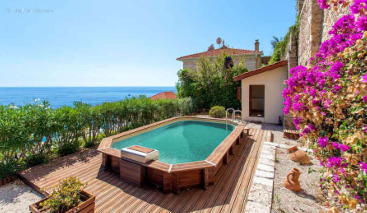 Maison à ROQUEBRUNE-CAP-MARTIN