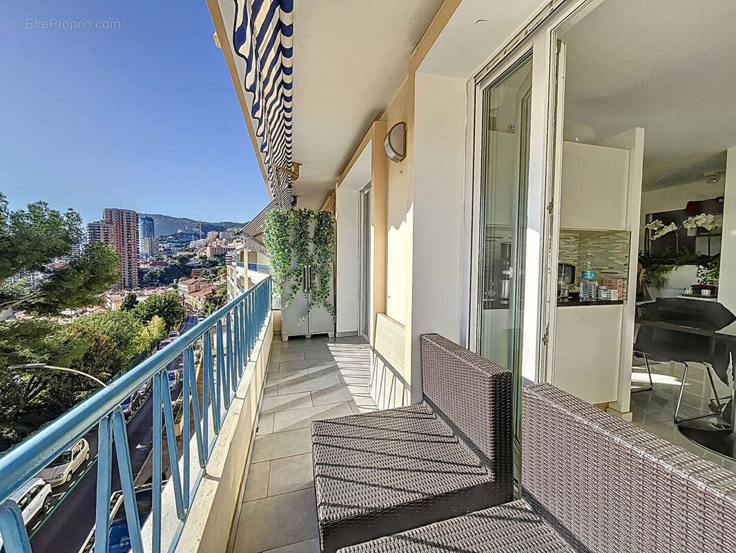 Appartement à ROQUEBRUNE-CAP-MARTIN