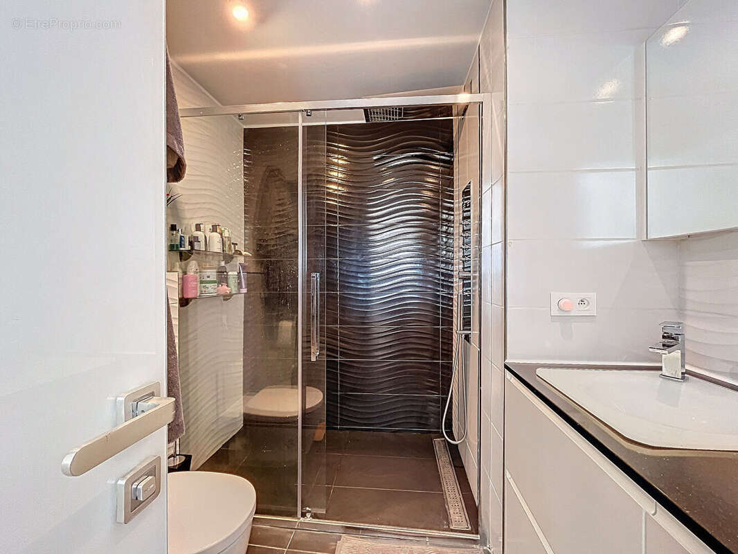 Appartement à ROQUEBRUNE-CAP-MARTIN