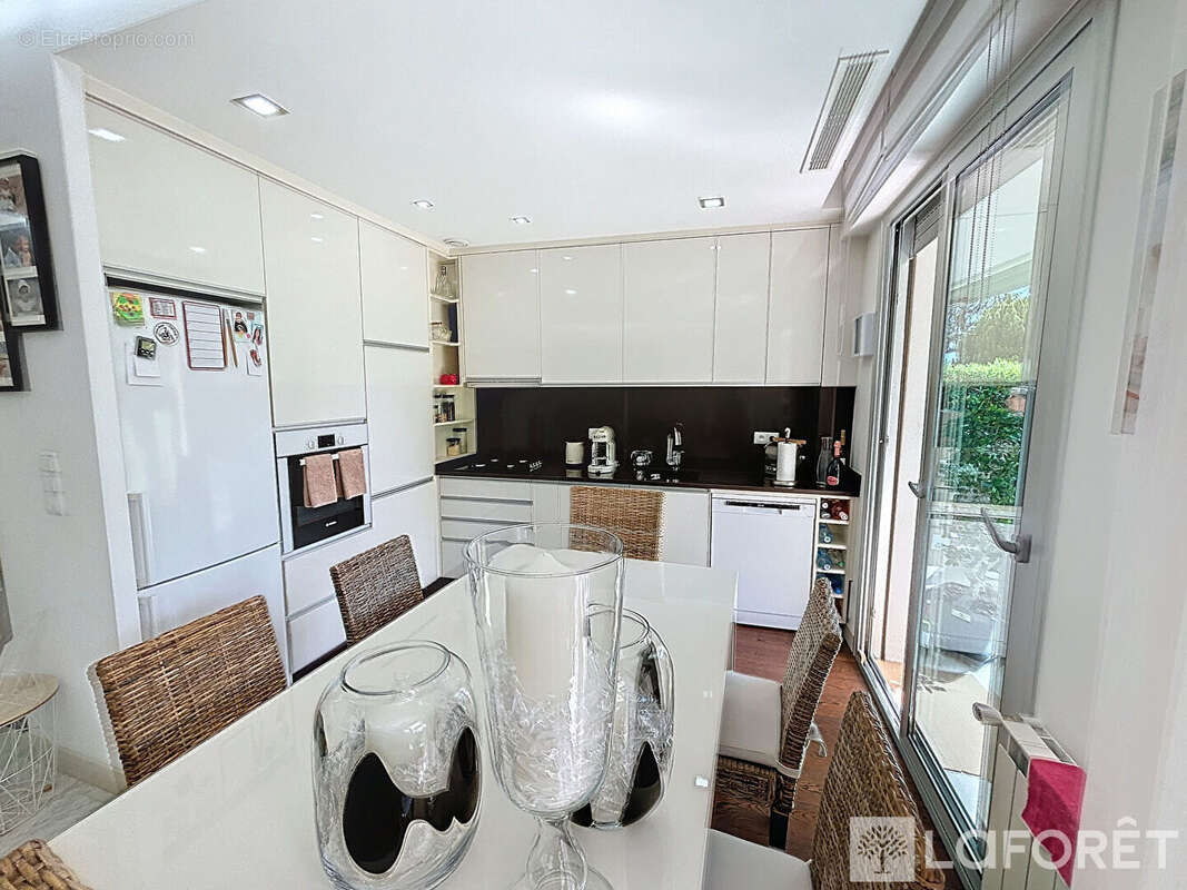 Appartement à ROQUEBRUNE-CAP-MARTIN