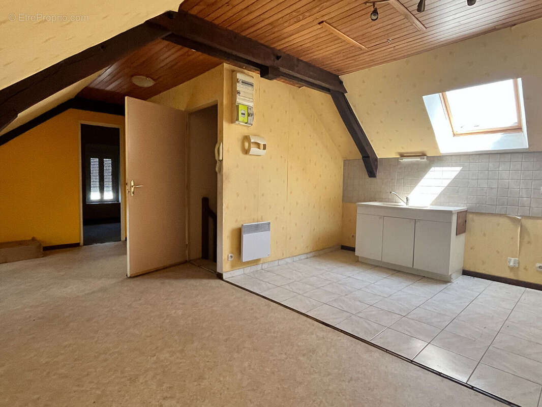 Appartement à LES BORDES