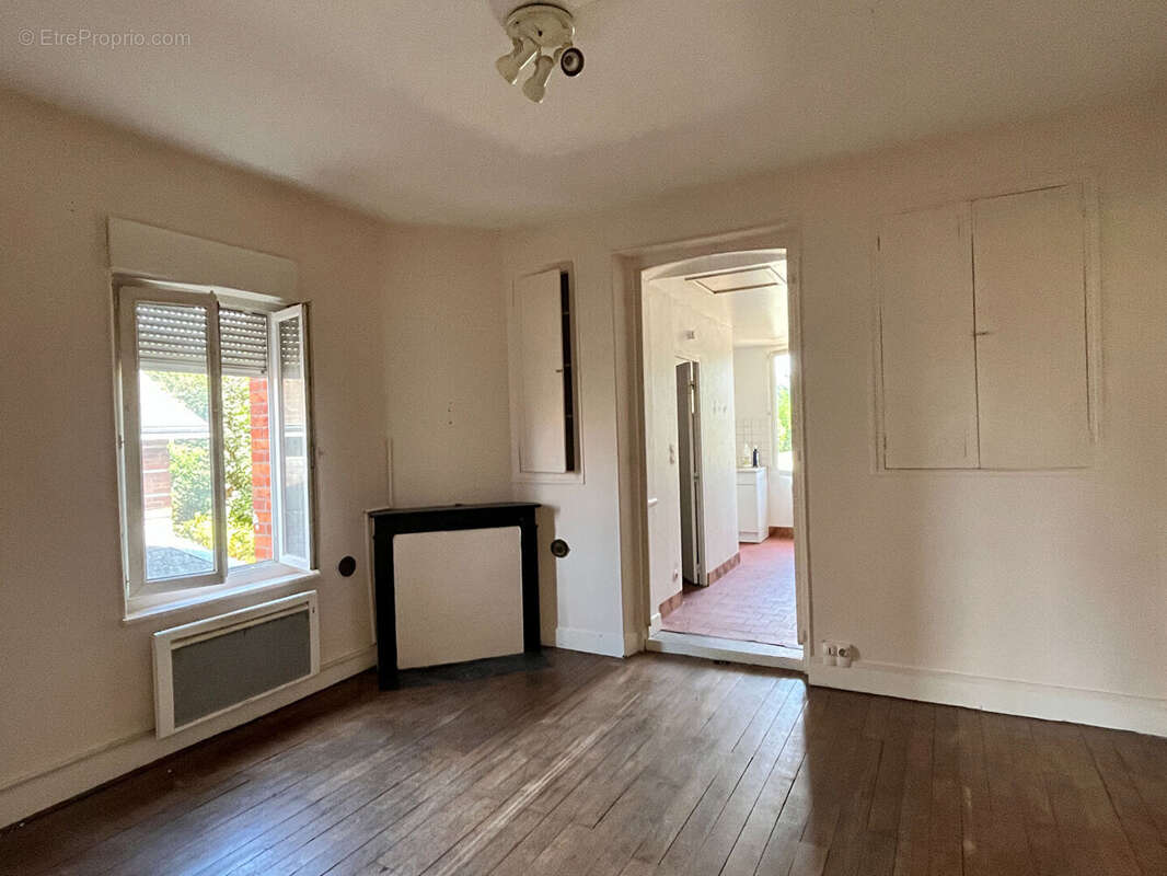 Appartement à LES BORDES