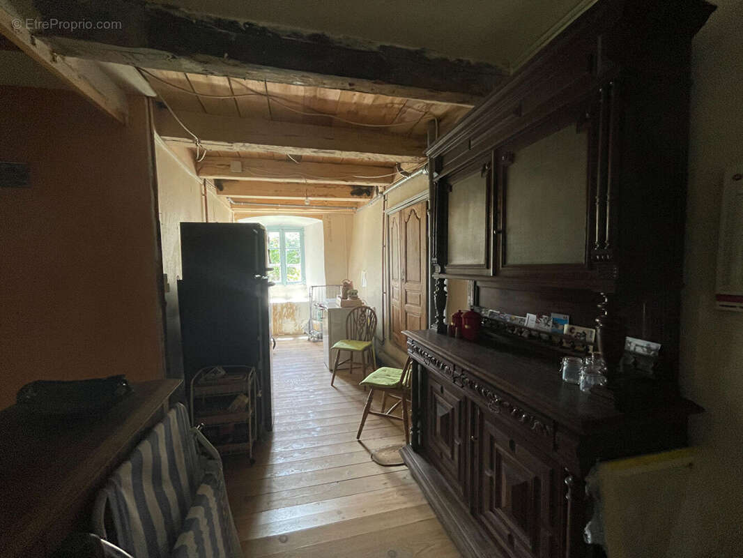 Maison à SIAUGUES-SAINTE-MARIE