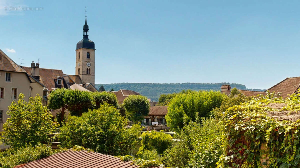 Appartement à ORNANS