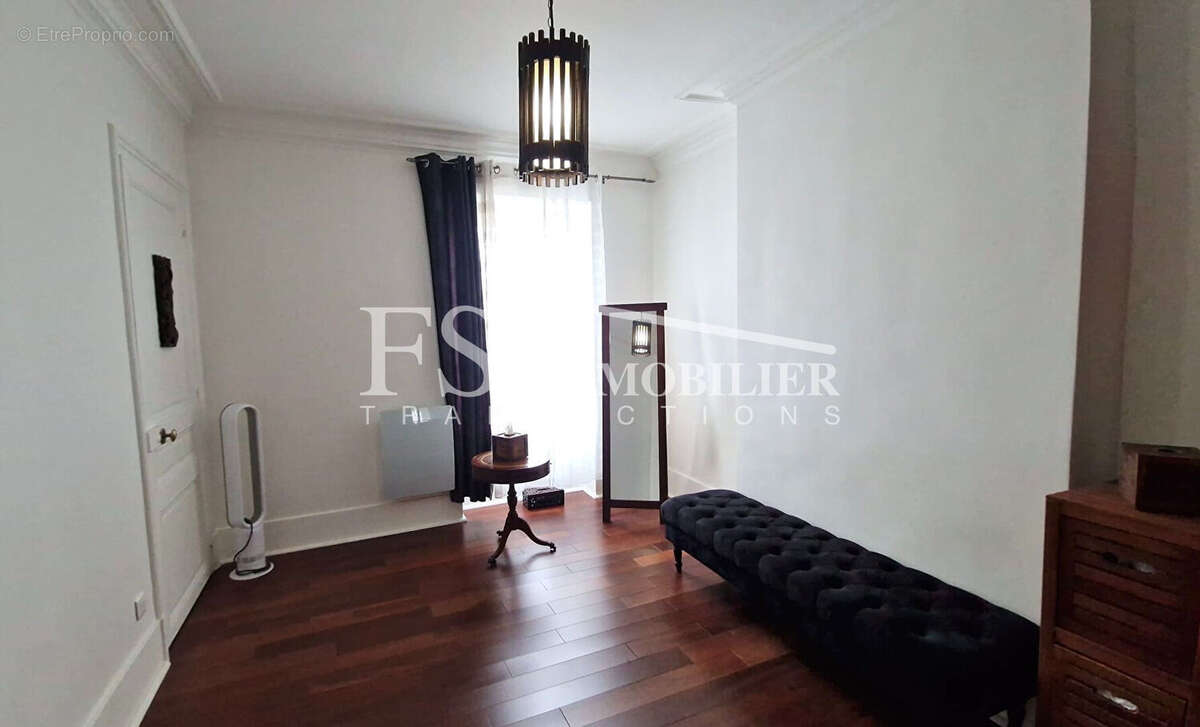 Appartement à ENGHIEN-LES-BAINS