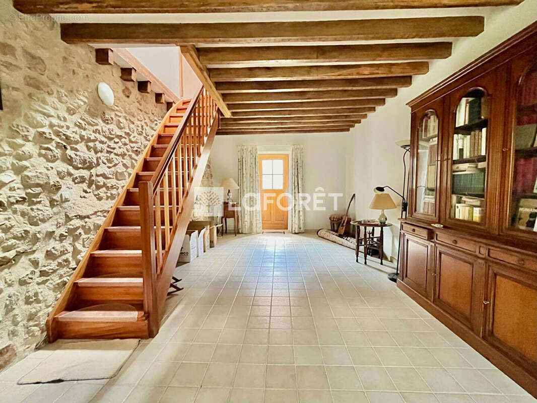 Maison à MILLY-LA-FORET