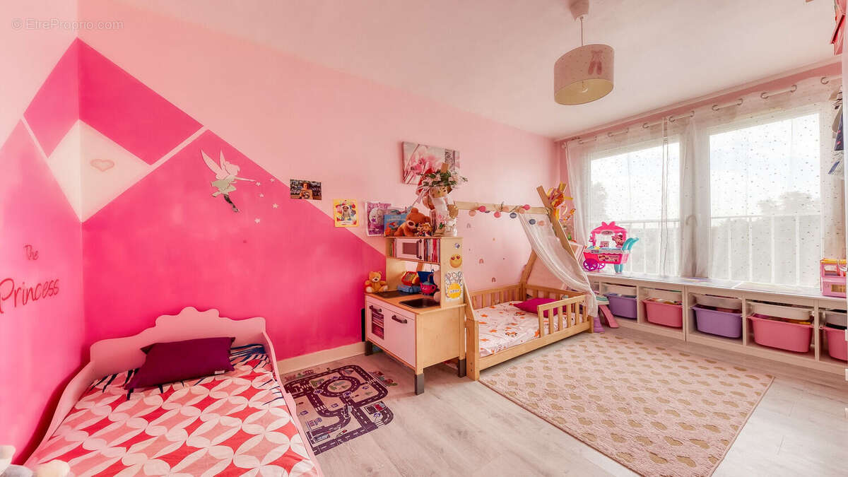 Appartement à SAINT-MAUR-DES-FOSSES