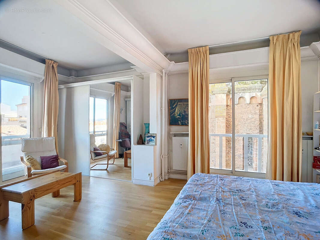 Appartement à SAINT-RAPHAEL