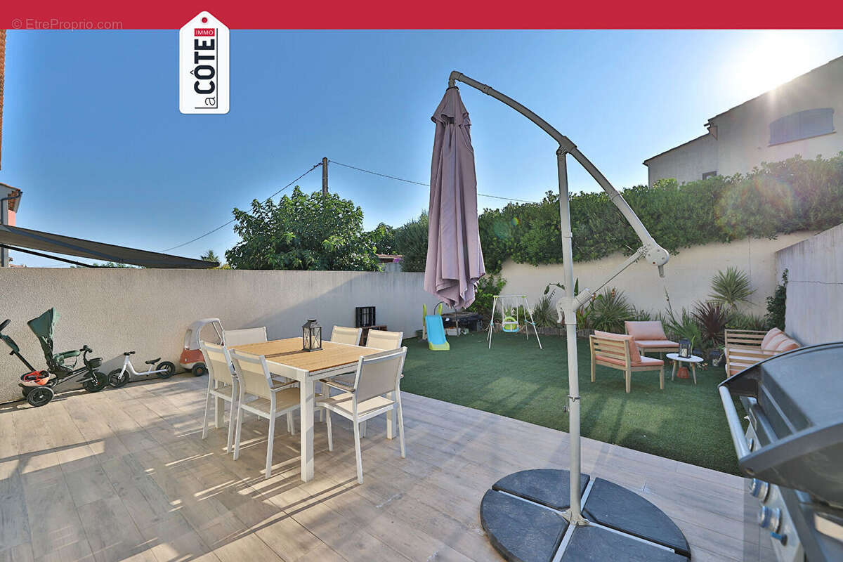 Maison à CHATEAUNEUF-LES-MARTIGUES