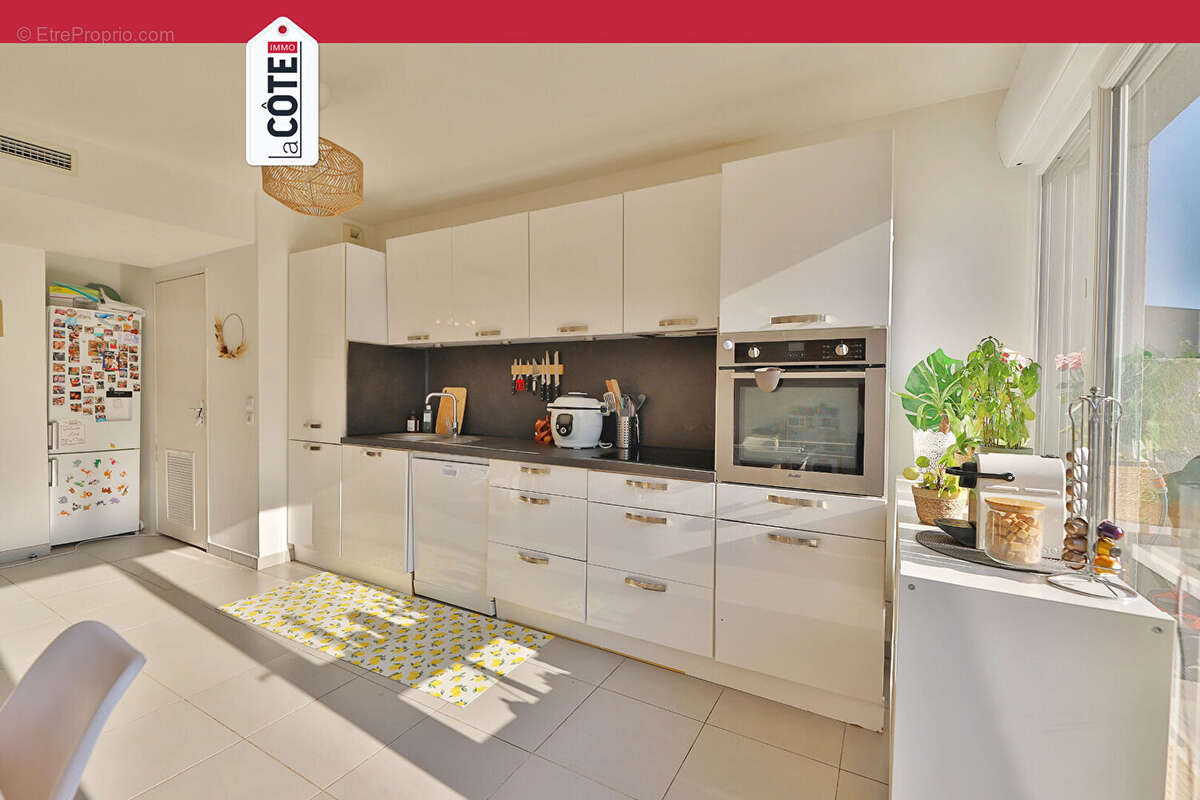 Maison à CHATEAUNEUF-LES-MARTIGUES