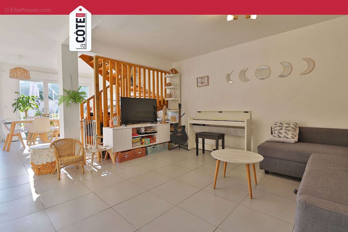 Maison à CHATEAUNEUF-LES-MARTIGUES