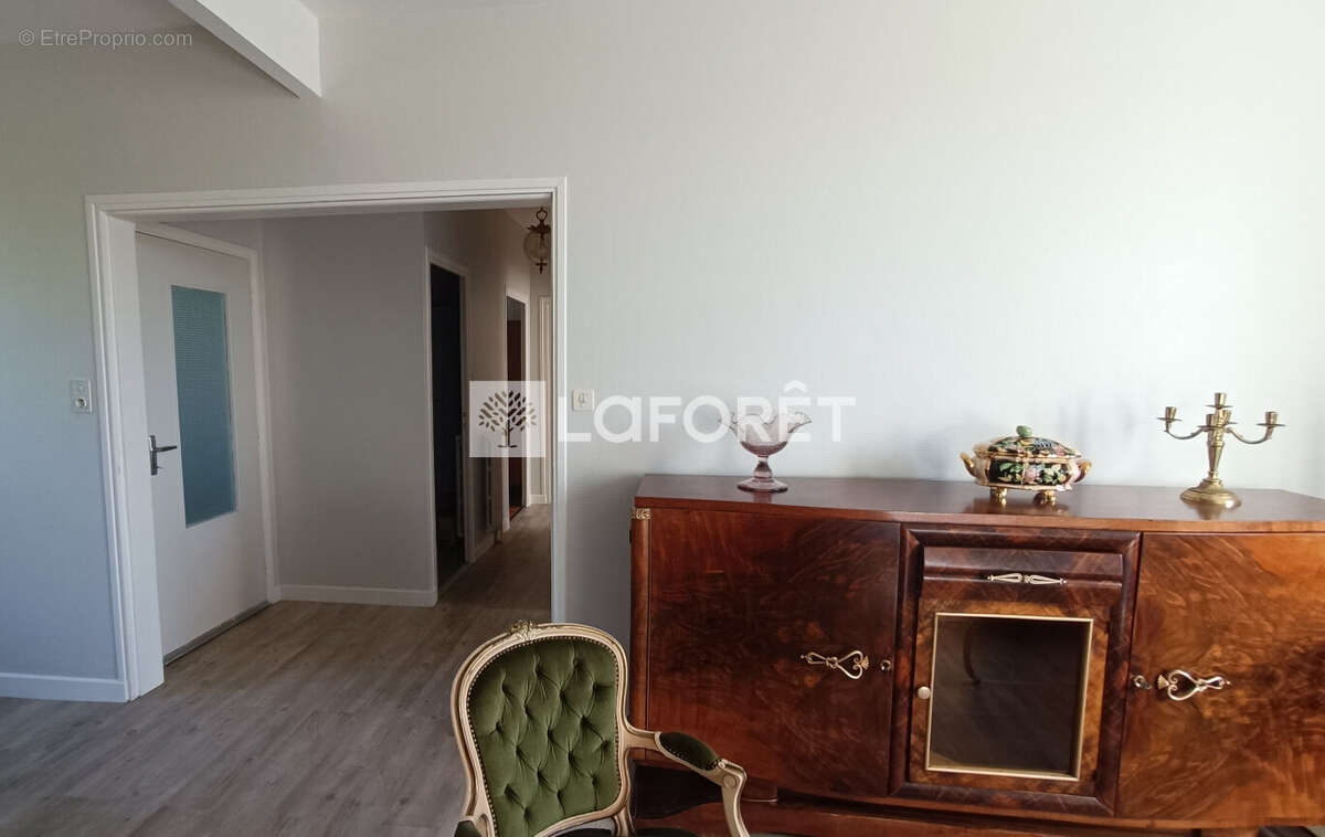 Maison à RIOM-ES-MONTAGNES