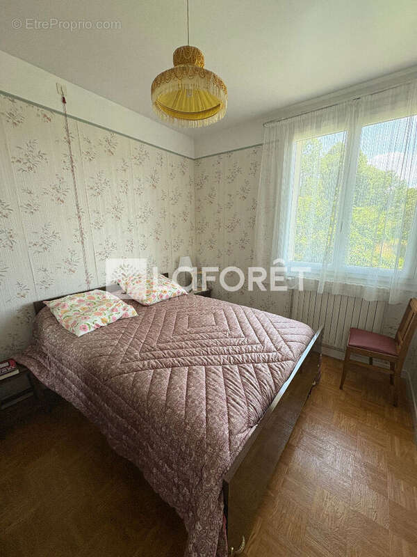 Maison à RIOM-ES-MONTAGNES