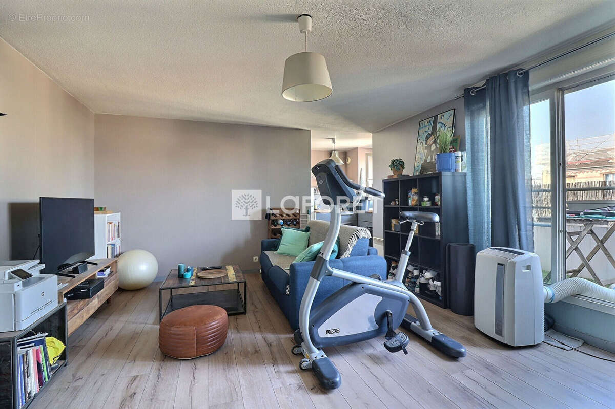 Appartement à SAINT-OUEN