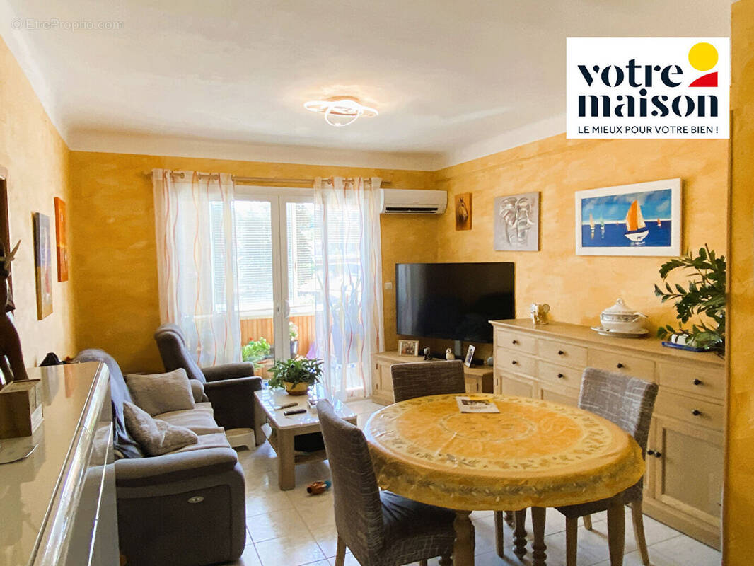 Appartement à PEYROLLES-EN-PROVENCE