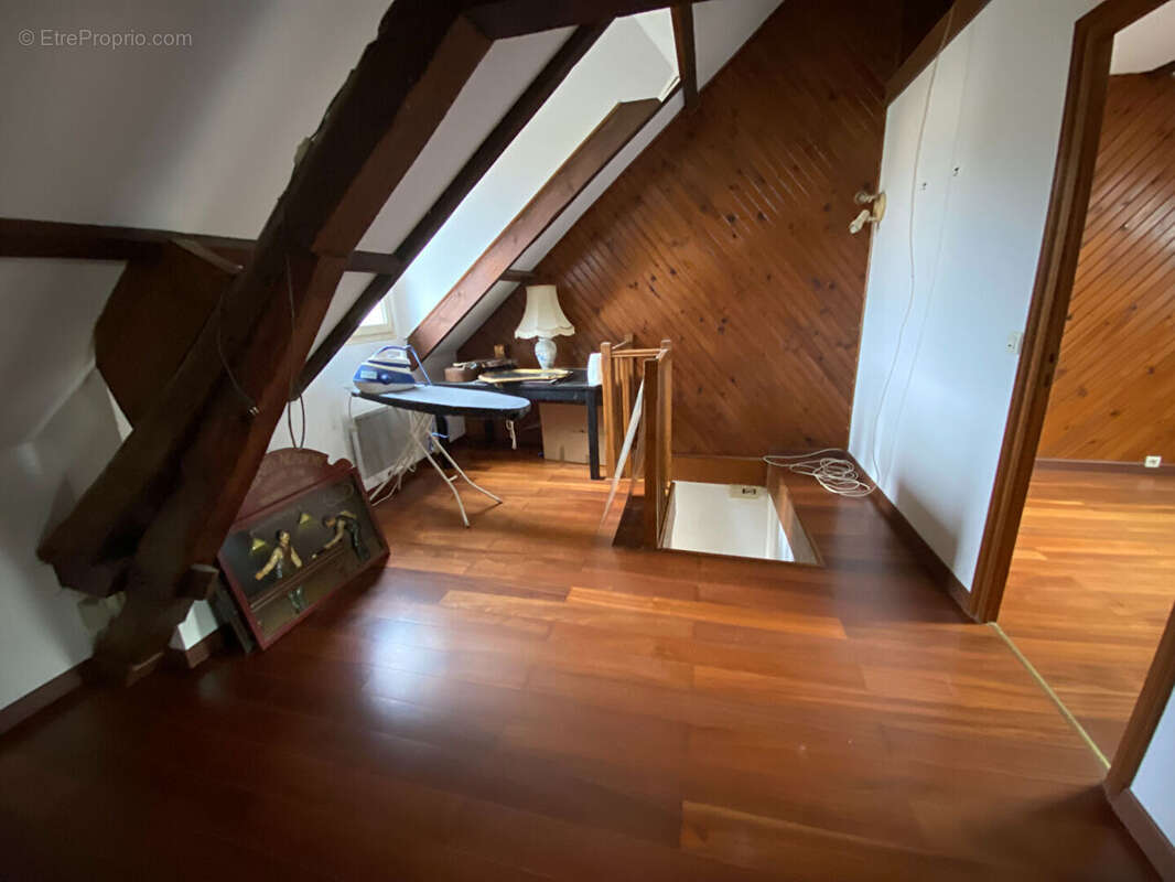 Maison à VAUX-SUR-SEINE