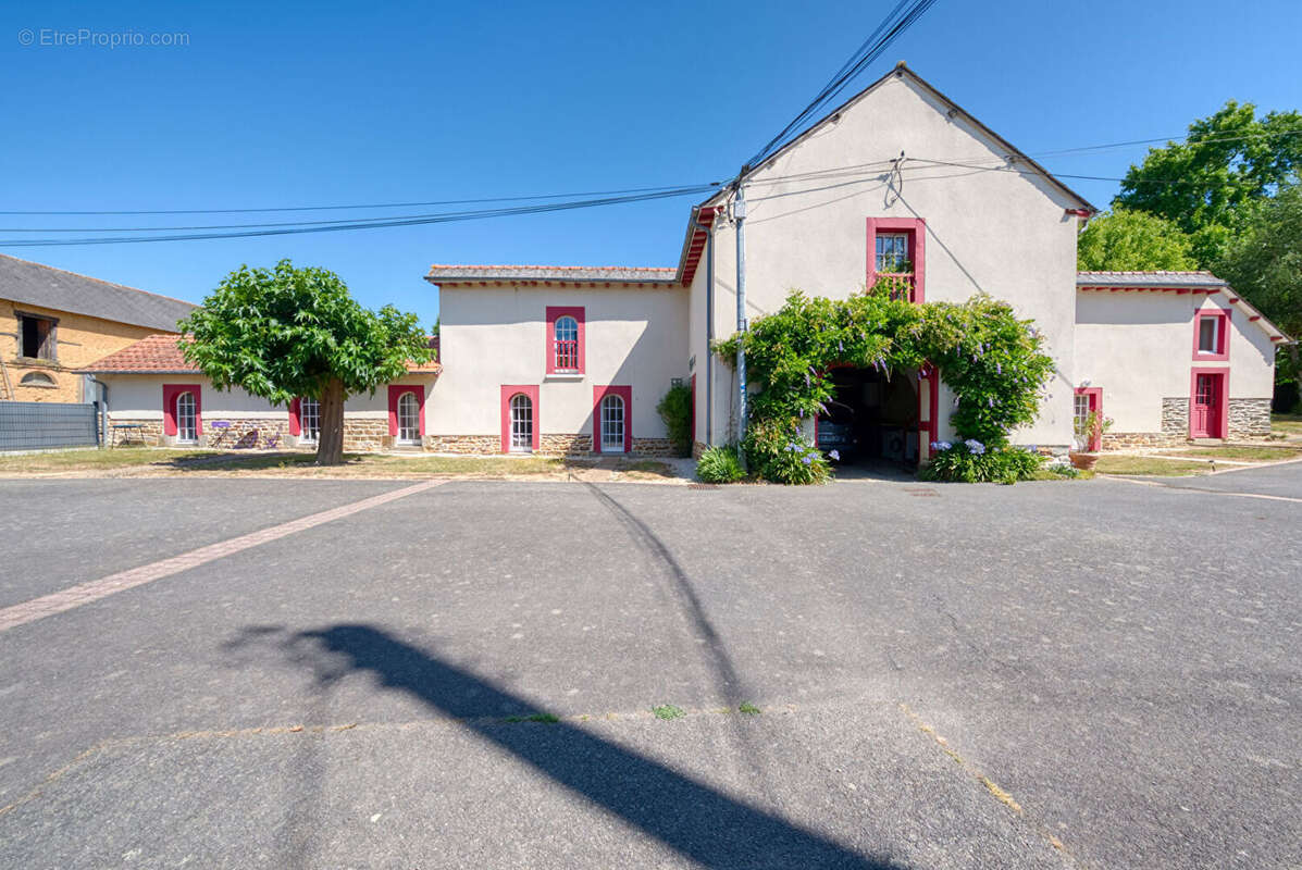 Maison à THORIGNE-FOUILLARD