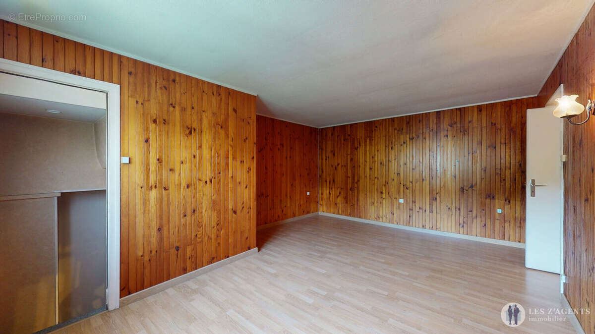 Maison à ECHIROLLES