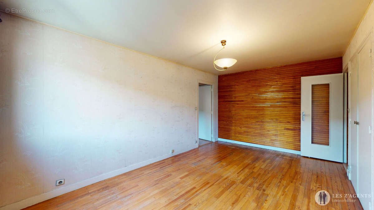 Maison à ECHIROLLES