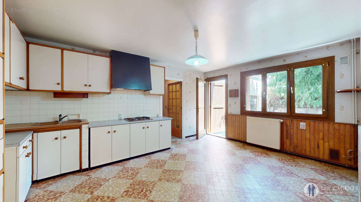 Maison à ECHIROLLES