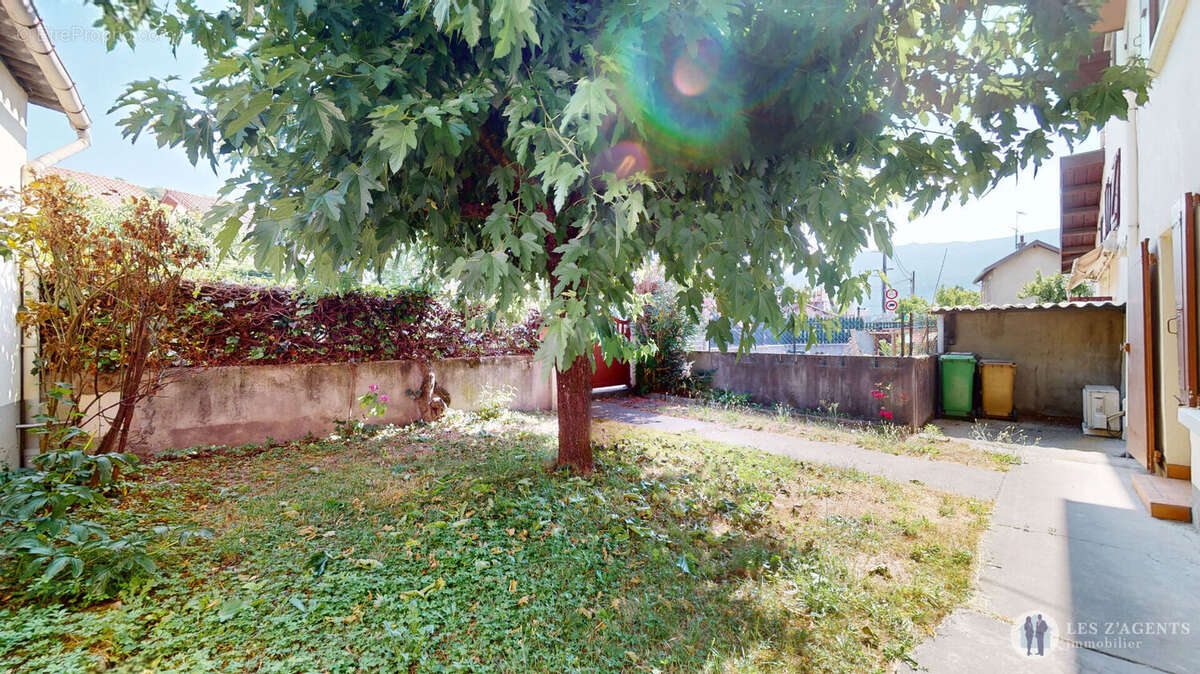 Maison à ECHIROLLES