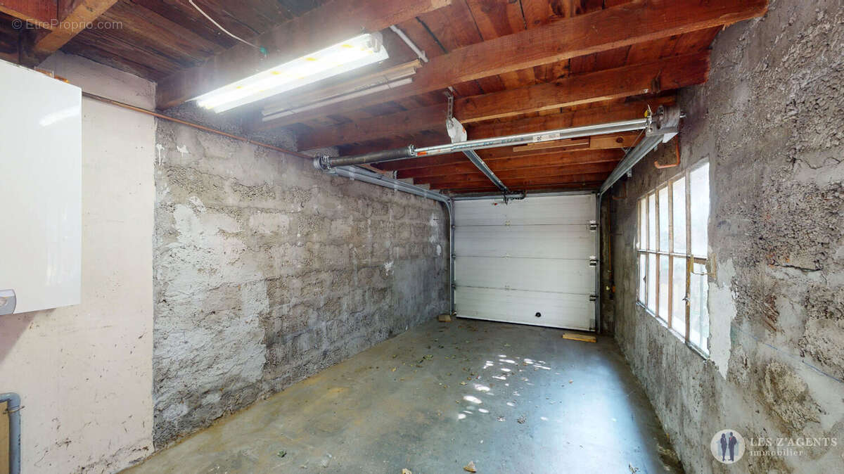 Maison à ECHIROLLES