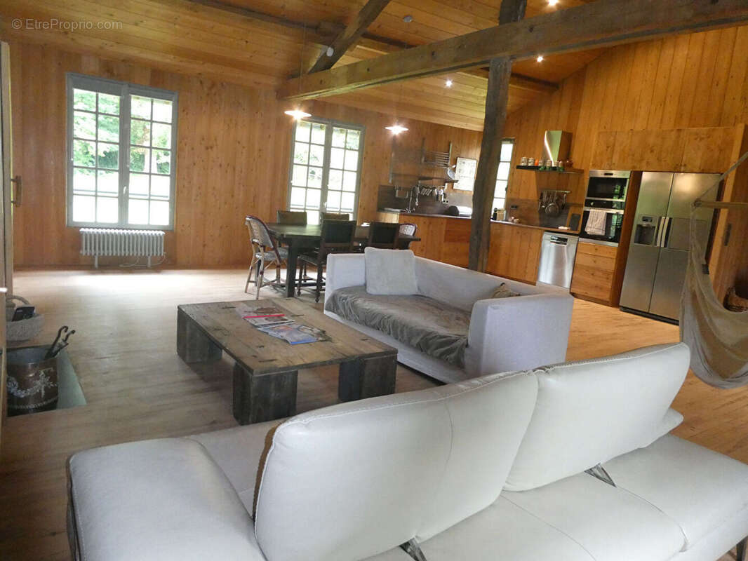 Maison à PONT-L&#039;EVEQUE