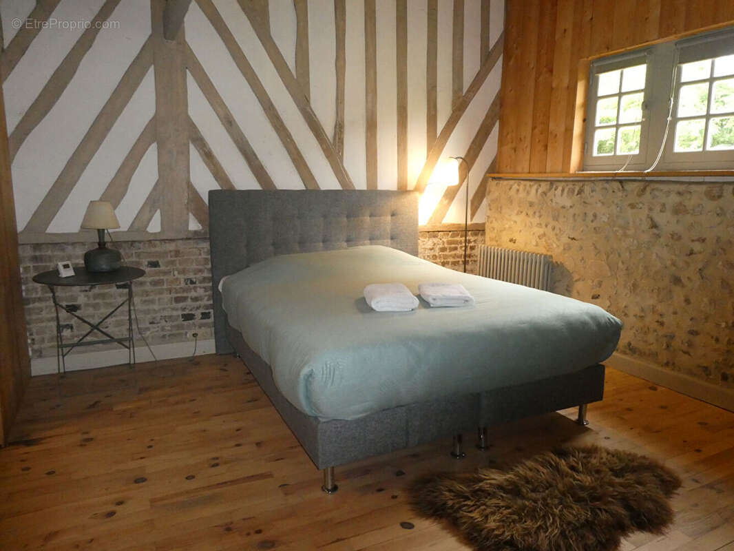 Maison à PONT-L&#039;EVEQUE