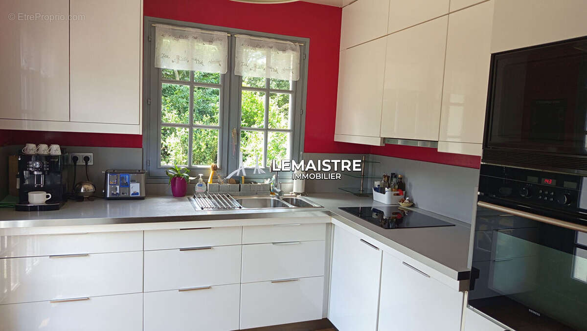 Maison à NOTRE-DAME-DE-GRAVENCHON