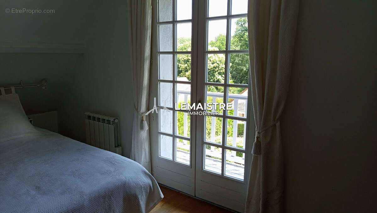 Maison à NOTRE-DAME-DE-GRAVENCHON