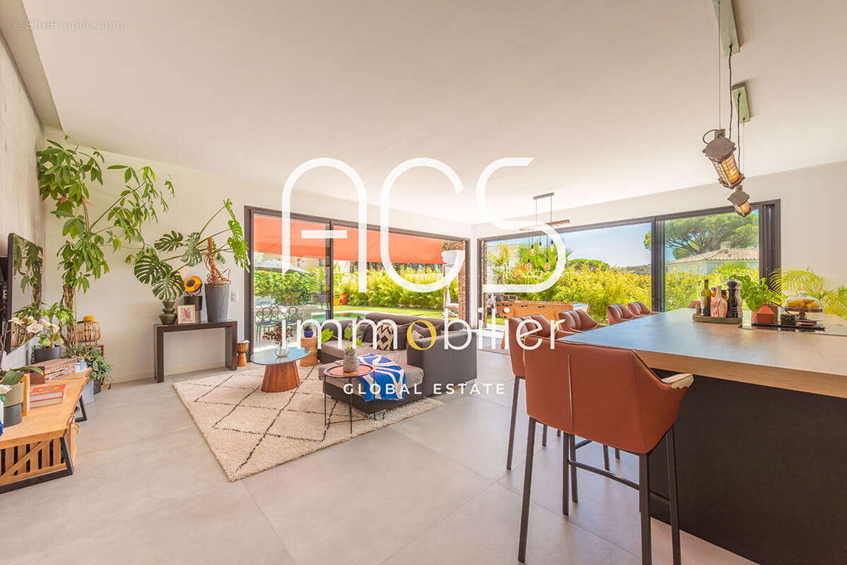 Maison à SAINT-RAPHAEL