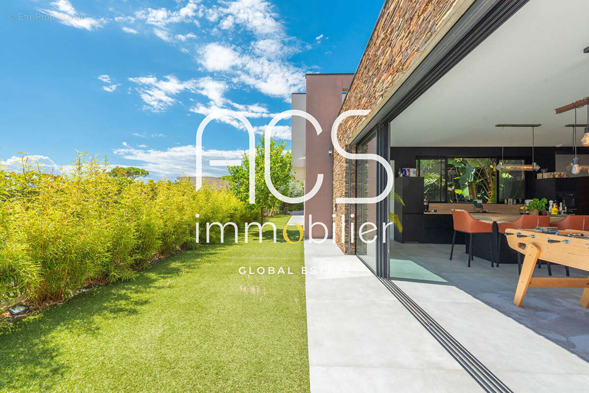 Maison à SAINT-RAPHAEL