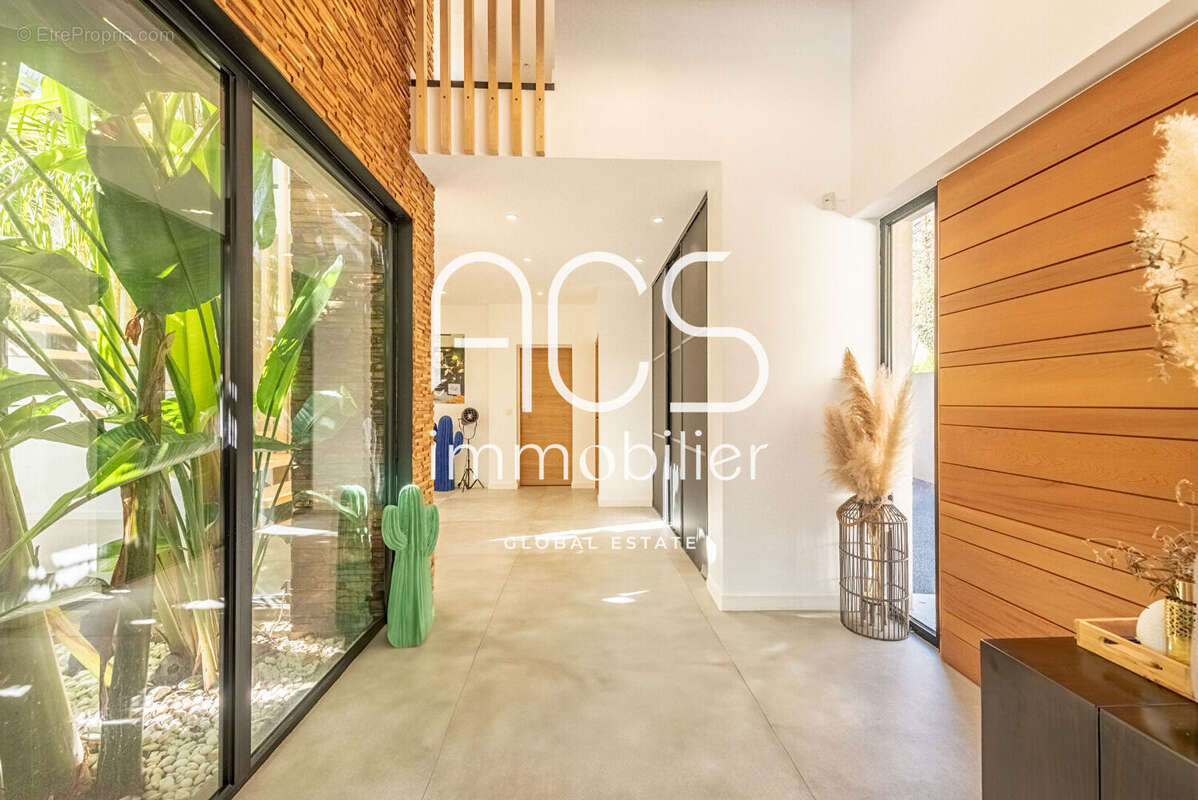 Maison à SAINT-RAPHAEL