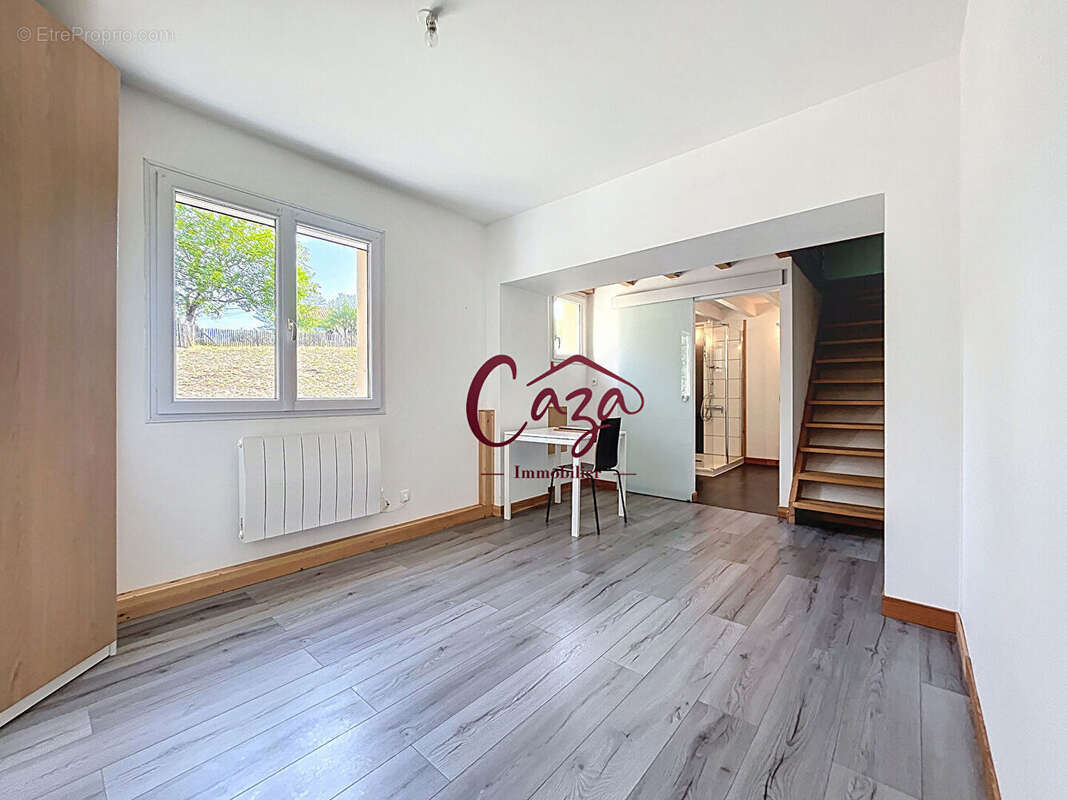 Maison à FARGUES-SAINT-HILAIRE