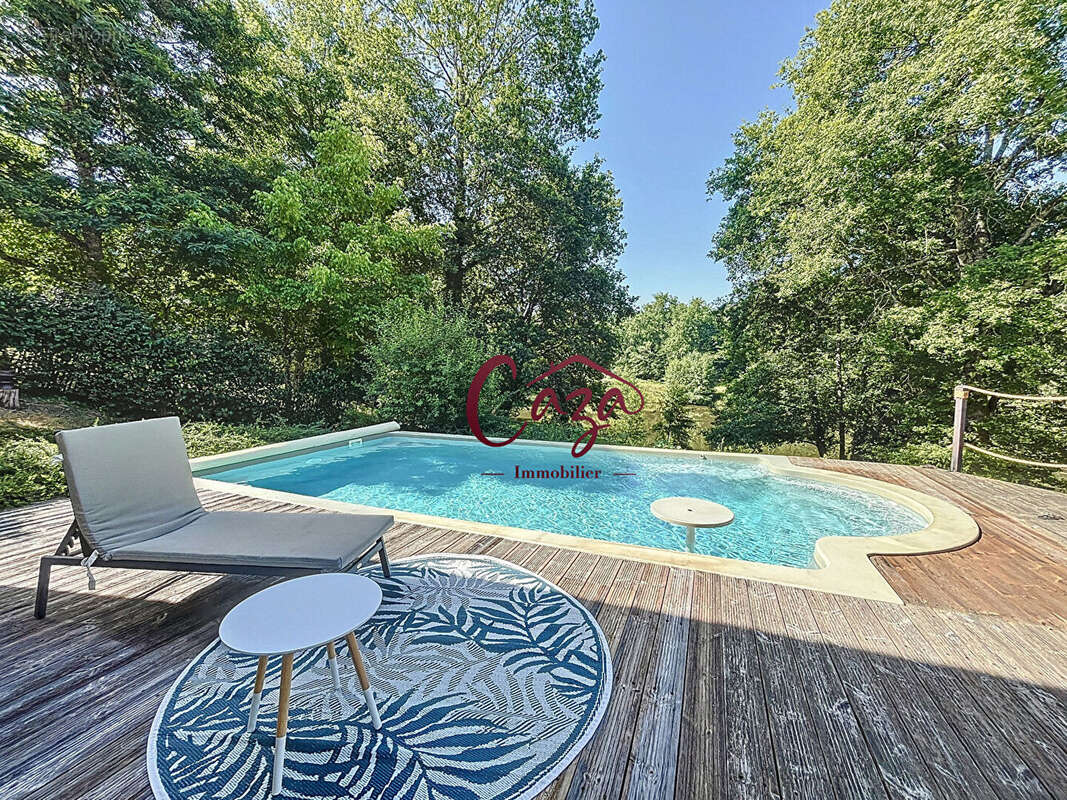 Maison à FARGUES-SAINT-HILAIRE