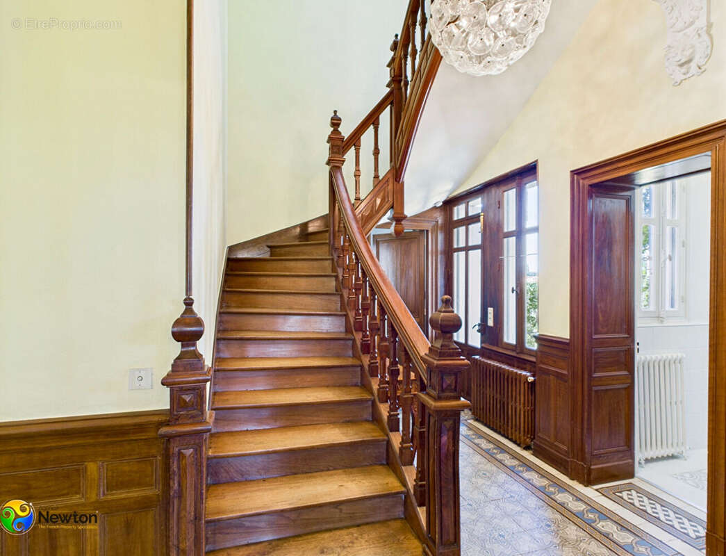 Maison à LAROQUE-TIMBAUT