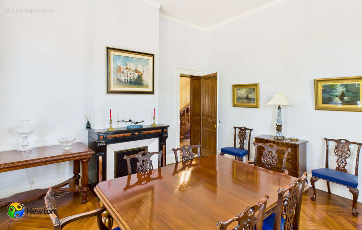 Maison à LAROQUE-TIMBAUT