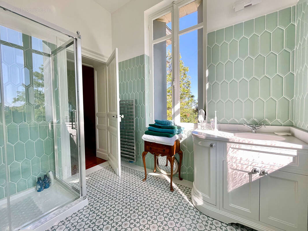 Maison à LAROQUE-TIMBAUT