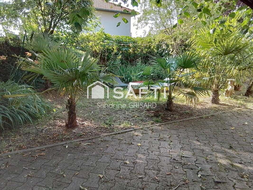 Photo 2 - Maison à RIORGES