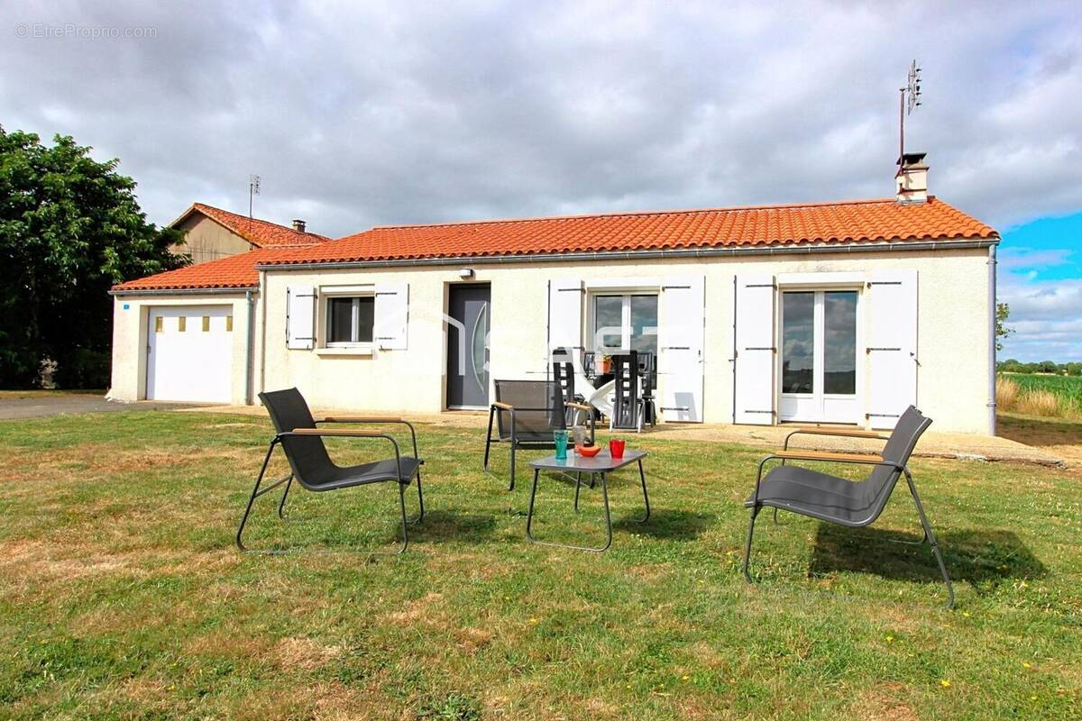 Photo 1 - Maison à LA CHATAIGNERAIE