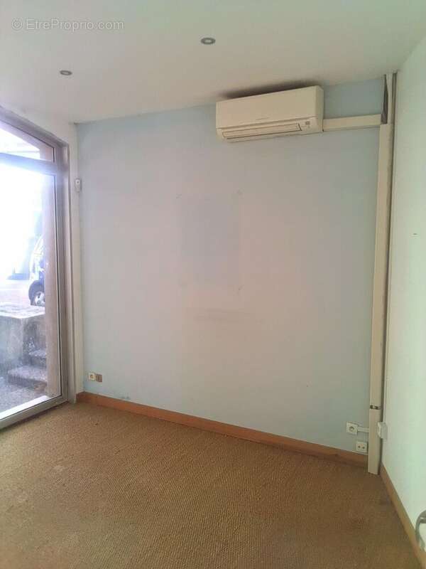 Photo 3 - Commerce à AVIGNON