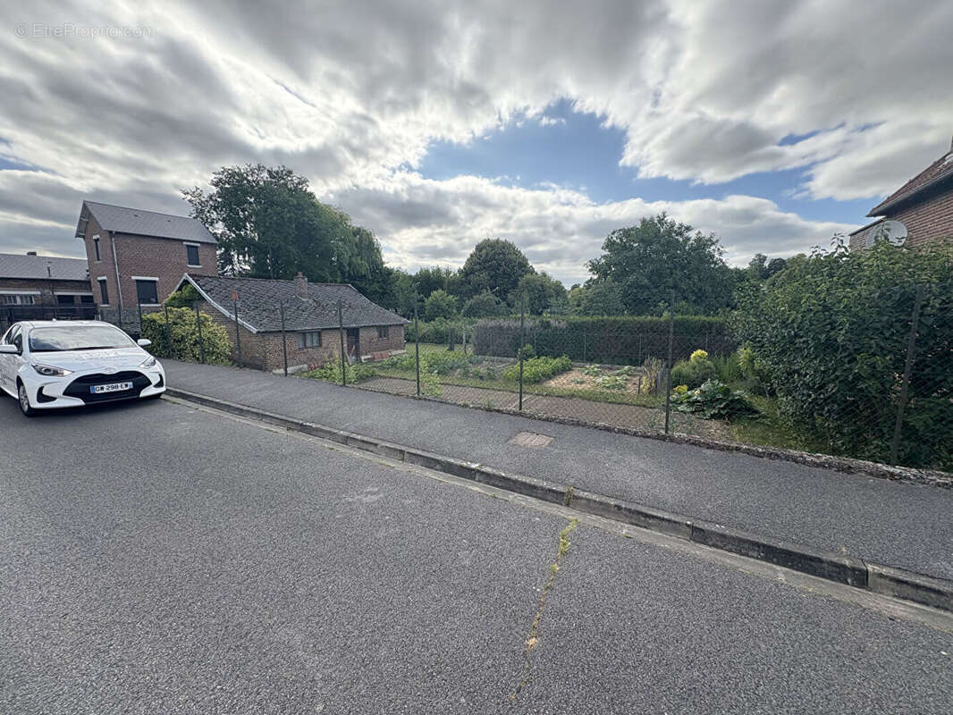 Maison à MOY-DE-L&#039;AISNE