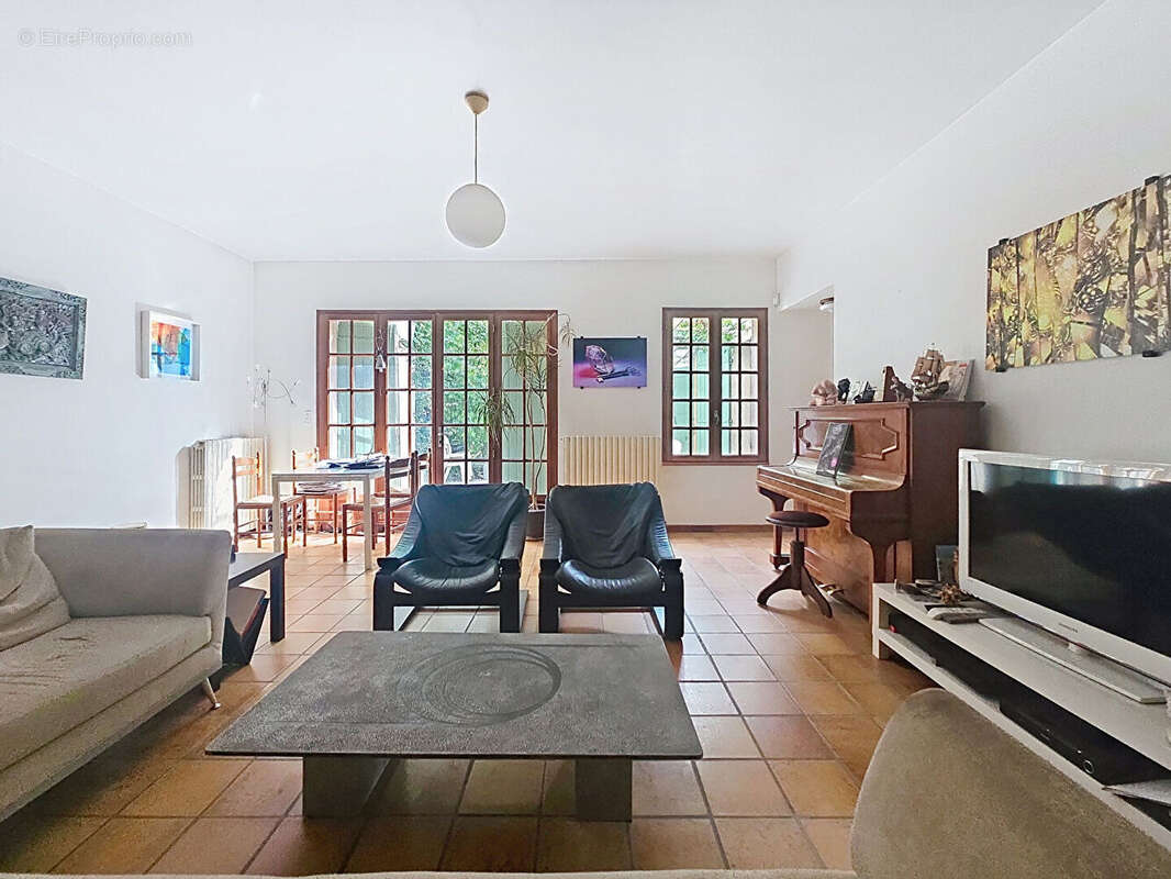 Maison à VILLENEUVE-LES-AVIGNON