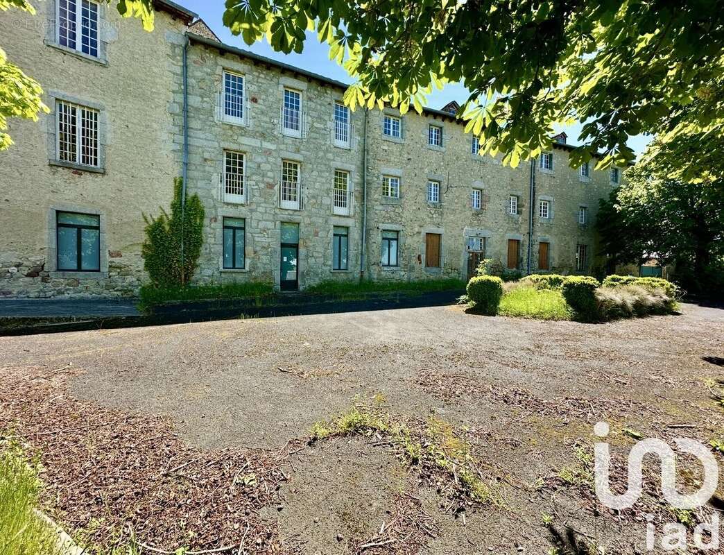 Photo 2 - Appartement à SAINT-ALBAN-SUR-LIMAGNOLE