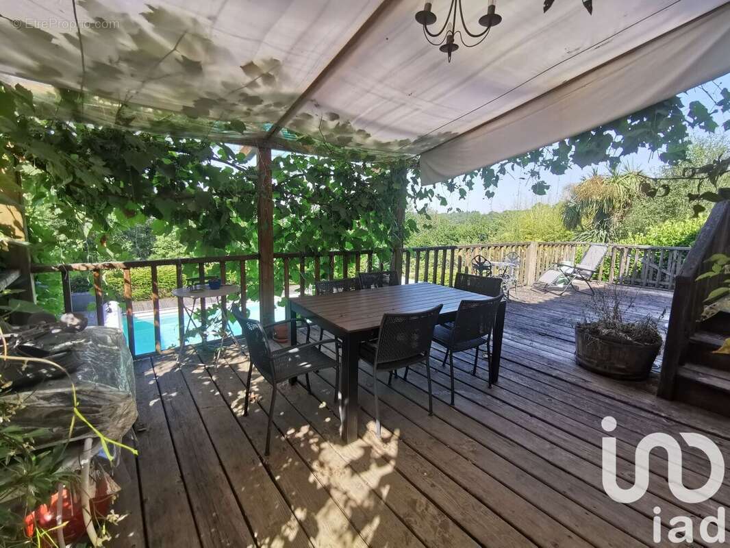 Photo 4 - Maison à BESSE