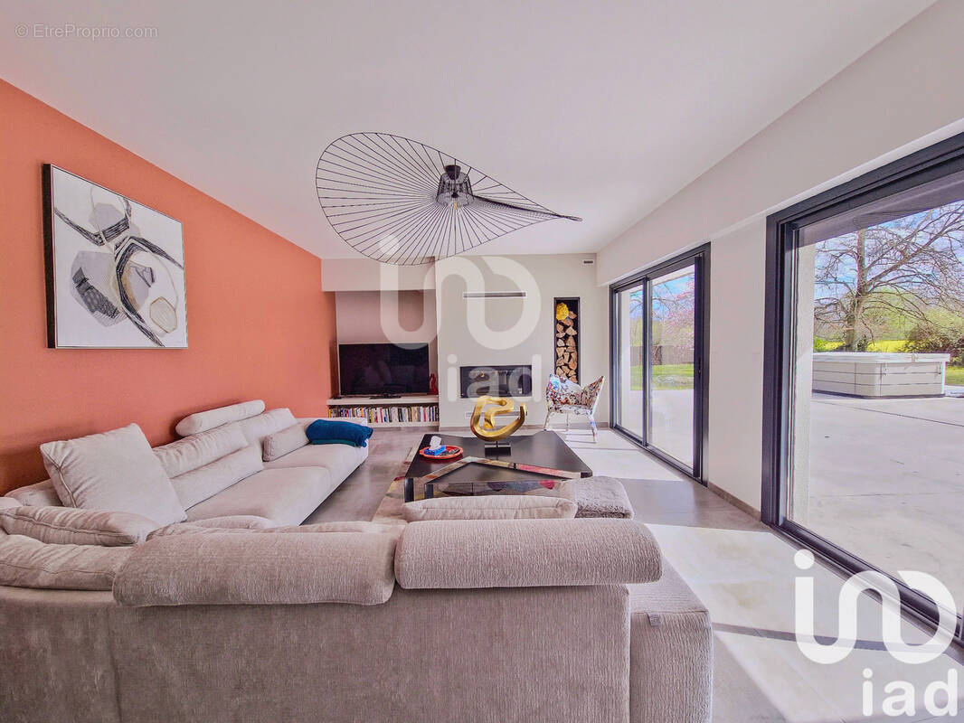 Photo 1 - Maison à ODOS