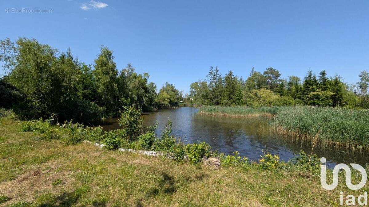 Photo 1 - Terrain à GURGY