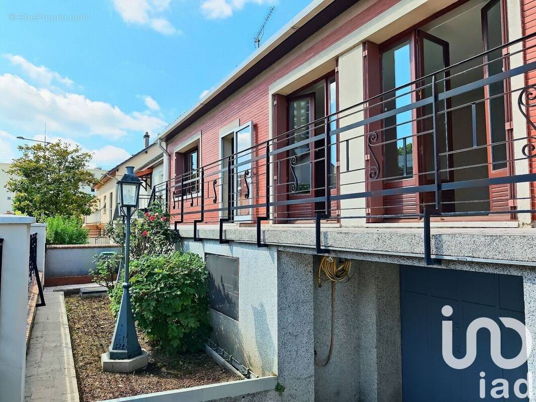 Photo 1 - Maison à CHEVILLY-LARUE