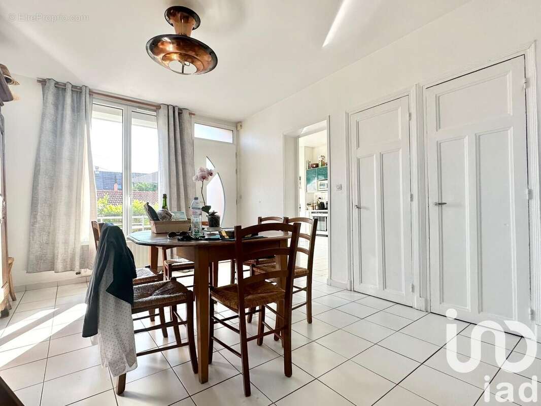 Photo 3 - Maison à BAGNEUX